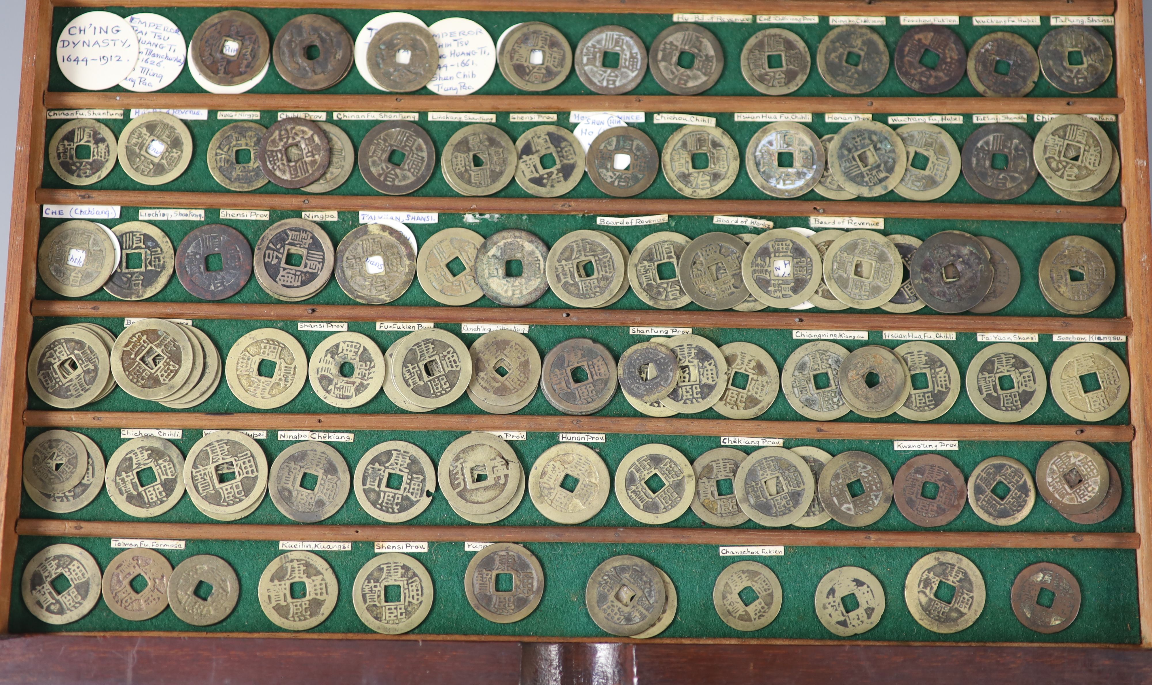 China, a large quantity bronze round coins, Qing dynasty and Taiping Rebellion,
